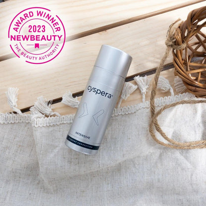 Cyspera Intensive 7 lifestyle photo with 2023 NewBeauty award badge and 7% cysteamine pigment correction for dark spots care
