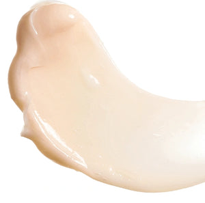 Texture of NazarianSkin retinol skin smoothing brightening cream showing hydrating anti wrinkle retinol formula