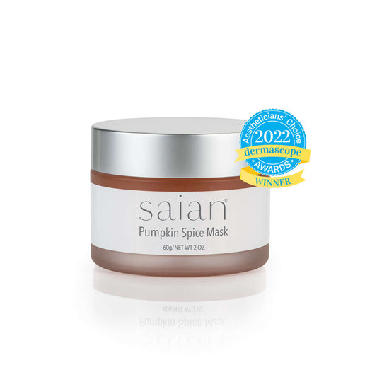 Saian Pumpkin Spice Mask jar with 2022 Dermascope award badge for exfoliating, clarifying skincare mask product.